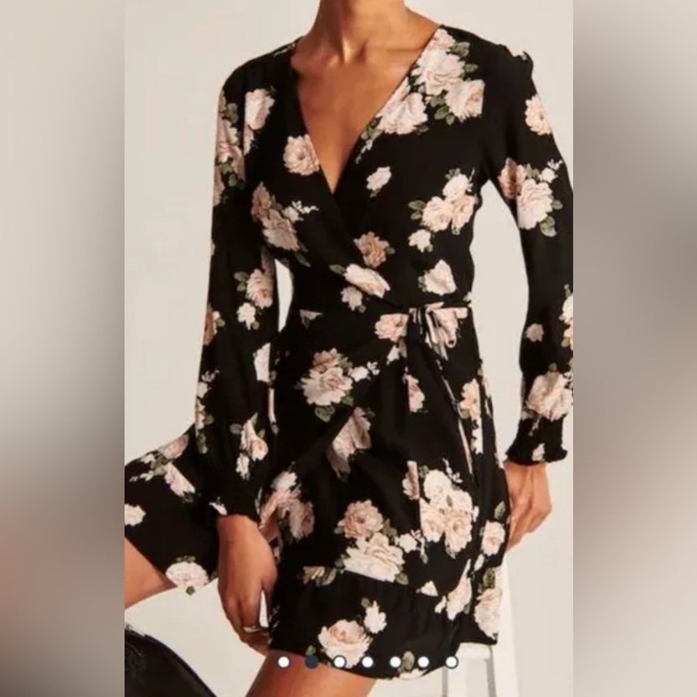 ABERCROMBIE & FITCH wrap around dress
